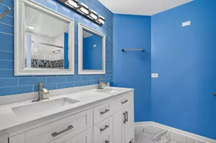 197 Rob Roy Ct, Schaumburg, IL 60194 - Photo 12
