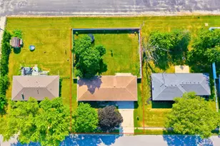 605 N Elm St, Herscher, IL 60941 - Photo 22