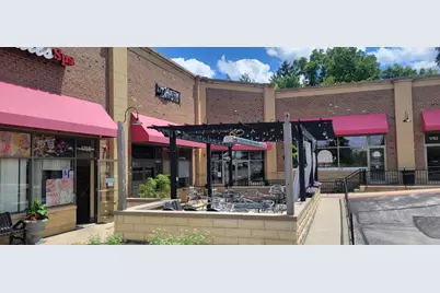 1762 N Milwaukee Avenue, Libertyville, IL 60048 - Photo 1