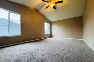 408 Clifton Ln, Bolingbrook, IL 60440 - Photo 10