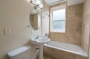 4018 N Central Park Ave, Chicago, IL 60618 - Photo 10