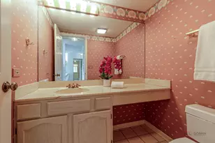 704 Picardy Cir, Northbrook, IL 60062 - Photo 14