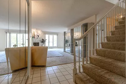 704 Picardy Circle, Northbrook, IL 60062 - Photo 4