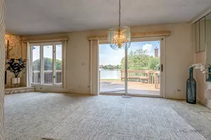 704 Picardy Cir, Northbrook, IL 60062 - Photo 10