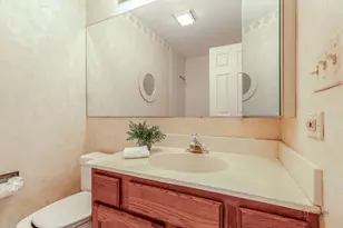 704 Picardy Cir, Northbrook, IL 60062 - Photo 20