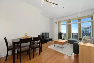 1400 S Michigan Ave, Chicago, IL 60605 - Photo 2