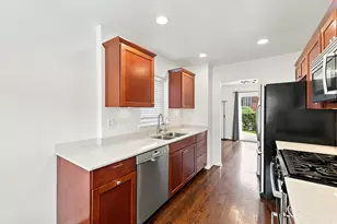 630 Hibbard Rd, Wilmette, IL 60091 - Photo 4