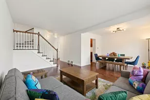 630 Hibbard Rd, Wilmette, IL 60091 - Photo 10