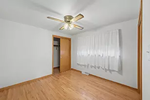 11543 S Ewing Ave, Chicago, IL 60617 - Photo 16