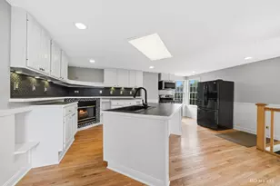 10428 S Springfield Ave, Chicago, IL 60655 - Photo 10