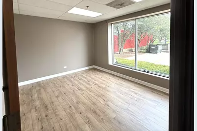 1450 W Main Street #A, Saint Charles, IL 60174 - Photo 4