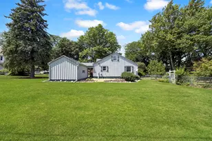 309 S Linn St, Shannon, IL 61078 - Photo 2