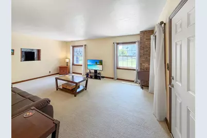 309 S Linn Street, Shannon, IL 61078 - Photo 4