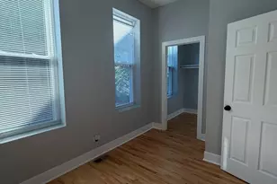 1645 S Miller St, Chicago, IL 60608 - Photo 8