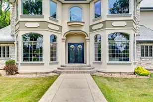 1130 Gavin Ct, Lake Forest, IL 60045 - Photo 2