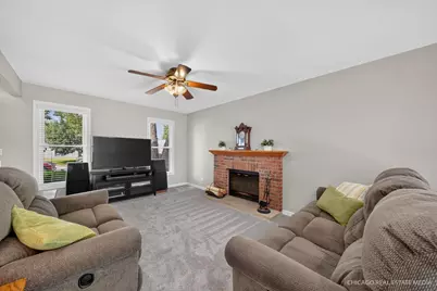 821 Chestnut Court, Marengo, IL 60152 - Photo 6