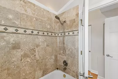 8029 Lincoln Avenue, Skokie, IL 60077 - Photo 22