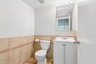 8029 Lincoln Ave, Skokie, IL 60077 - Photo 34
