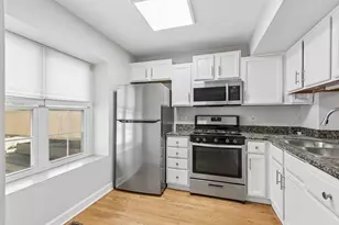 8029 Lincoln Ave, Skokie, IL 60077 - Photo 12