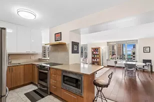 777 N Michigan Ave, Chicago, IL 60611 - Photo 10