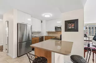 777 N Michigan Ave, Chicago, IL 60611 - Photo 8