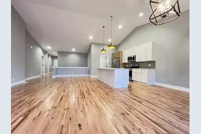974 Meadow Lane, Marengo, IL 60152 - Photo 2