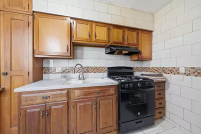 6316 N Artesian Avenue #102, Chicago, IL 60659 - Photo 8