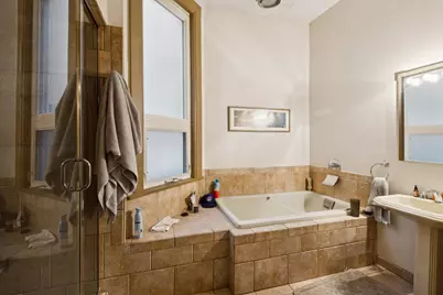 1409 W Ohio Street, Chicago, IL 60642 - Photo 8