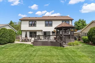 1875 Hawk Ln, Elk Grove Village, IL 60007 - Photo 34