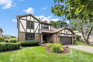 1875 Hawk Ln, Elk Grove Village, IL 60007 - Photo 2
