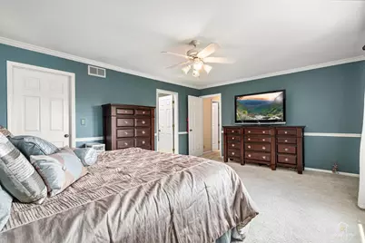 1875 Hawk Lane, Elk Grove Village, IL 60007 - Photo 18