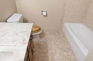 10420 Circle Dr, Oak Lawn, IL 60453 - Photo 24