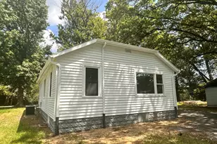1607 Shaft St, Streator, IL 61364 - Photo 4