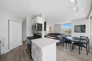 545 N Dearborn St, Chicago, IL 60654 - Photo 6