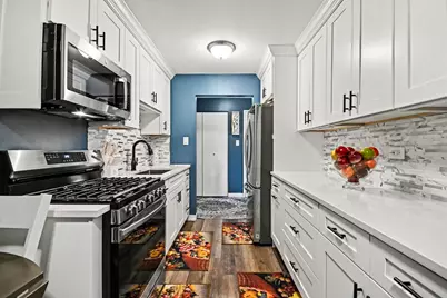 9520 Mayfield Avenue #N209, Oak Lawn, IL 60453 - Photo 8