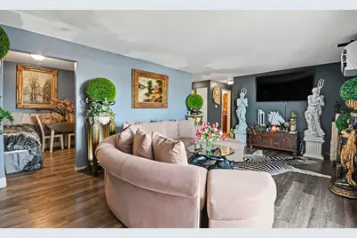 9520 Mayfield Avenue #N209, Oak Lawn, IL 60453 - Photo 4