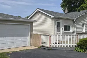 9154 Ridgeland Ave, Oak Lawn, IL 60453 - Photo 2