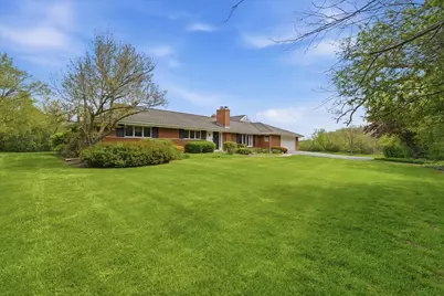520 W Merri Oaks Road, Barrington Hills, IL 60010 - Photo 2