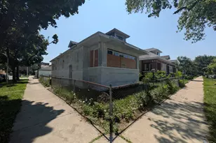 8001 S Laflin St, Chicago, IL 60620 - Photo 2