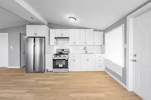 15334 Hoyne Ave, Harvey, IL 60426 - Photo 12