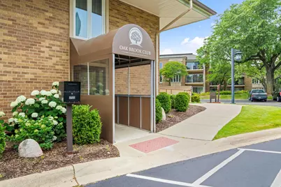 5 Oak Brook Club Drive #P1N, Oak Brook, IL 60523 - Photo 36
