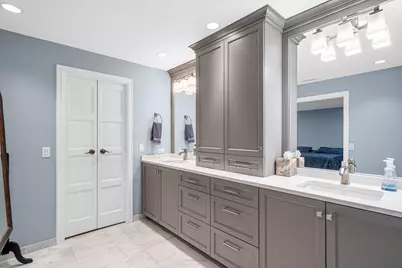 5 Oak Brook Club Drive #P1N, Oak Brook, IL 60523 - Photo 20