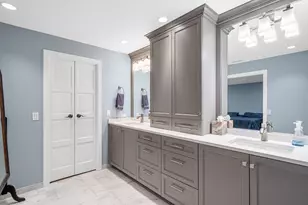 5 Oak Brook Club Dr, Oak Brook, IL 60523 - Photo 20