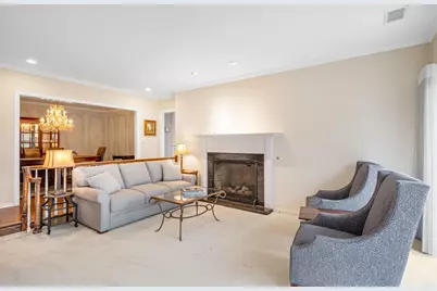 5 Oak Brook Club Drive #P1N, Oak Brook, IL 60523 - Photo 10