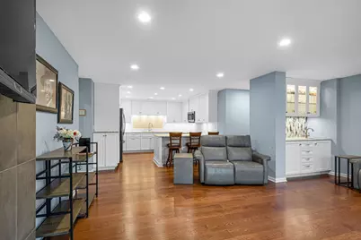 5 Oak Brook Club Drive #P1N, Oak Brook, IL 60523 - Photo 14