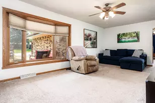 280 Knoll Rd, Belvidere, IL 61008 - Photo 10