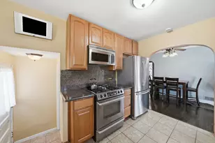 2642 Ridge Rd, Lansing, IL 60438 - Photo 10