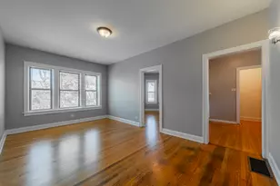 2056 W Arthur Ave, Chicago, IL 60645 - Photo 2