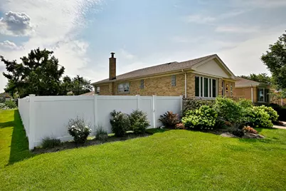 5719 N Orange Avenue, Chicago, IL 60631 - Photo 36