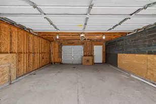 3023 W Wellington Ave, Chicago, IL 60618 - Photo 28